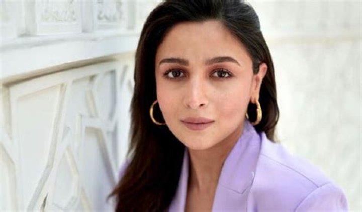 Alia Bhatt Biography