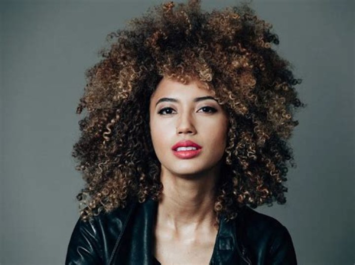 Andy Allo 