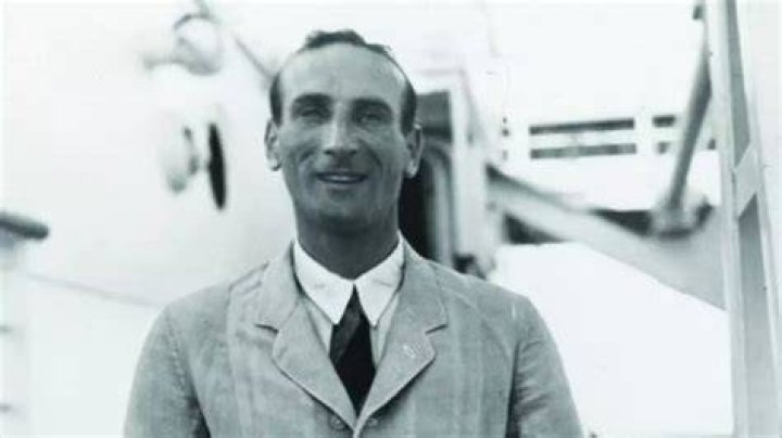 Douglas Jardine
