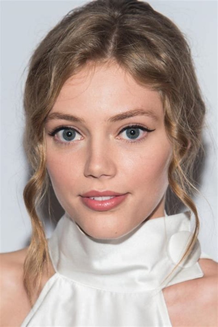 Grace Van Dien Grace Van Dien