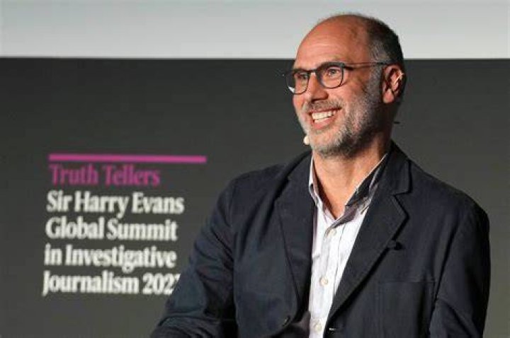 Who was Harvey Evans; the famous broadway performer? 1 Harry Evans