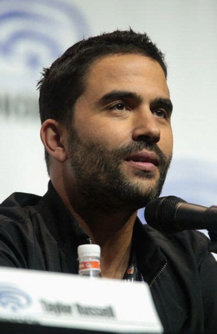 Ignacio Serricchio Age, Weight, Height, Measurements