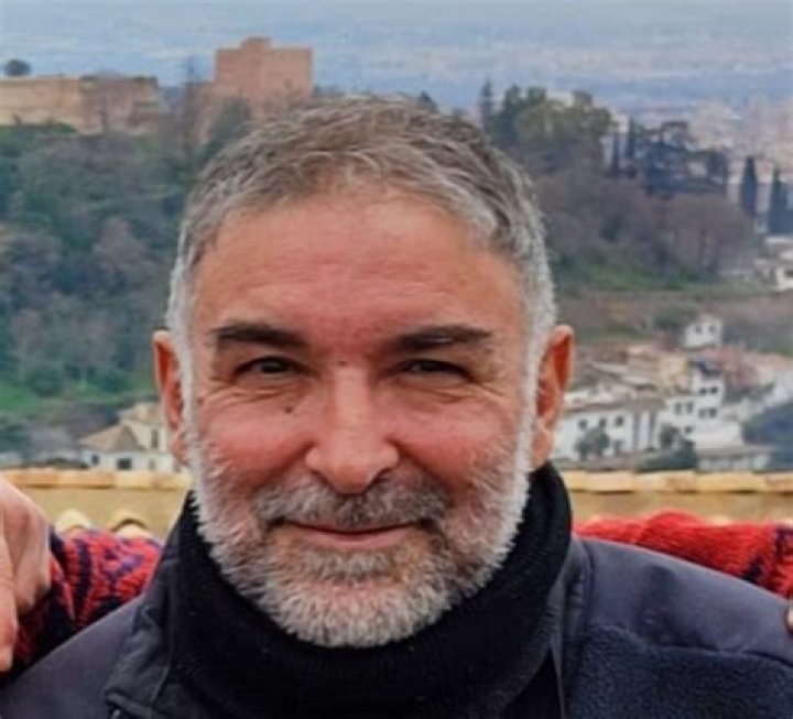 Javier Mar&iacute;as