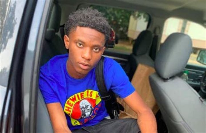 Lil Dell