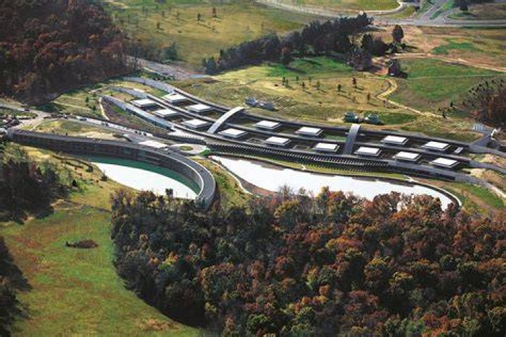 Rafael Vi&ntilde;oly