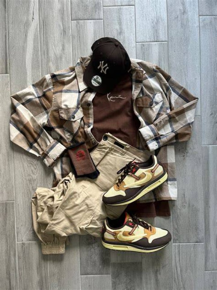 Scott Ly outfit