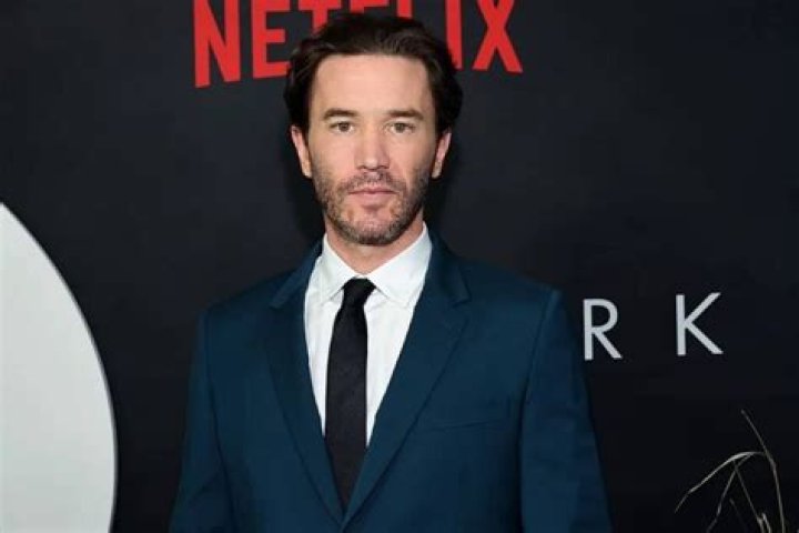 Tom Pelphrey Age, Weight, Height, Measurements