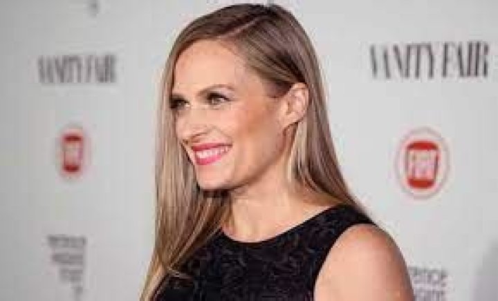 Vinessa Shaw Bra Size, Age, Weight, Height, Measurements