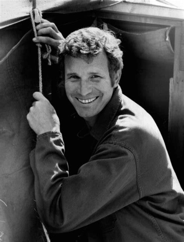 Wayne Rogers Wayne Rogers